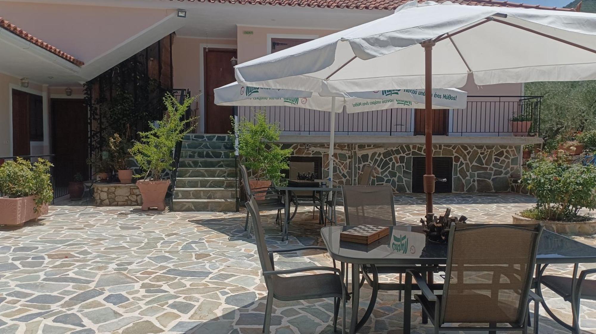 Studios Zaritsi Tiros Ngoại thất bức ảnh